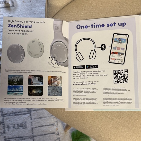 Disney StoryPhones Blue Kids Headphones with Mickey Mouse - Picture 5 of 6